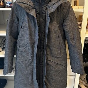 North Face XS Women's Down Parka with Detachable Hood